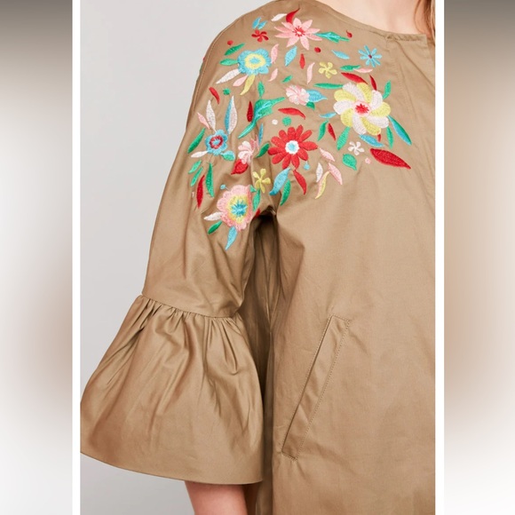 Womens Flower Embroidered Jacket - Picture 6 of 8